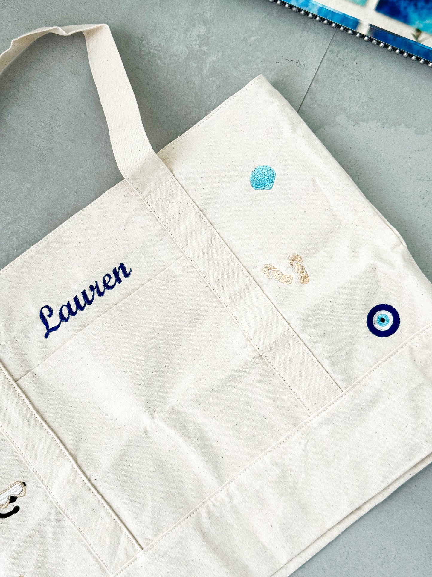 La Isla Tote
